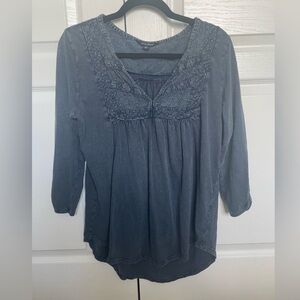 Lucky Brand gray women’s boho top with 3/4 sleeves size L